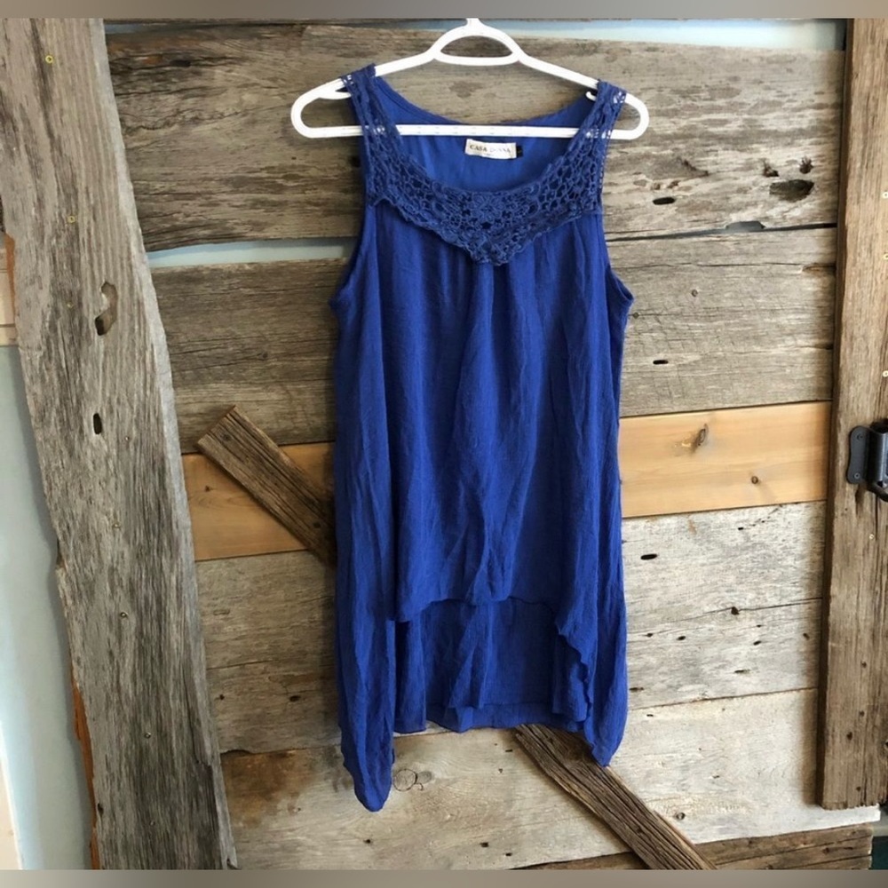 Casa Donna Large Blue Sleeveless Top with Crochet Neckline